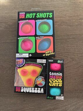 NeeDoh BUNDLE Lot 3 Hot Shots Mini Cats Pizza